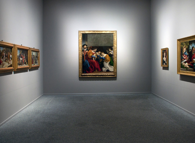 Una sala del museo con opere di Lorenzo Lotto (Sara Luraschi)